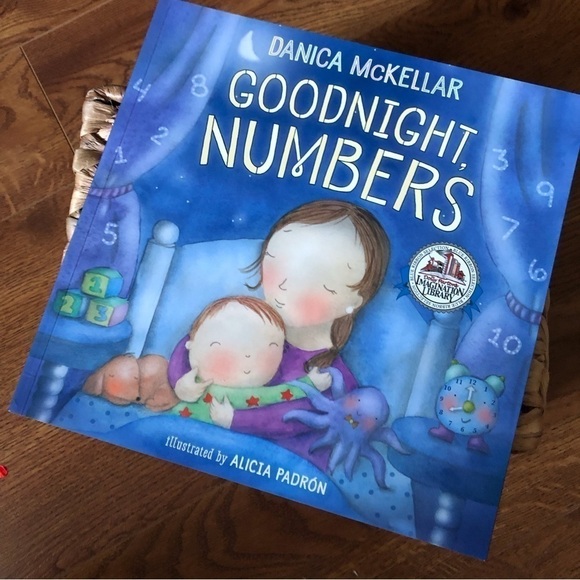 Children’s book: Goodnight Numbers by: Danica McKellar paperback - Picture 1 of 5